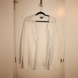Forever 21 White Buttoned Down Top